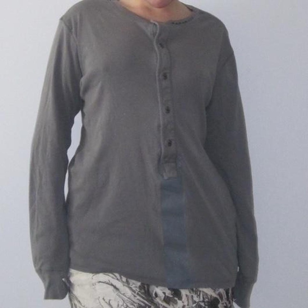 y2K Henley grey long sleeve button up top grunge long sleeve